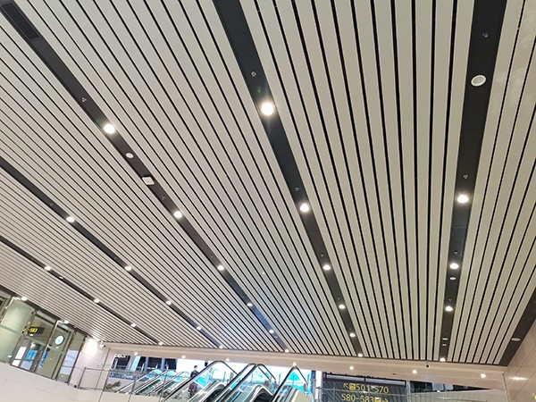 消防智能疏散系統：復雜建筑中的疏散利器還是難題？